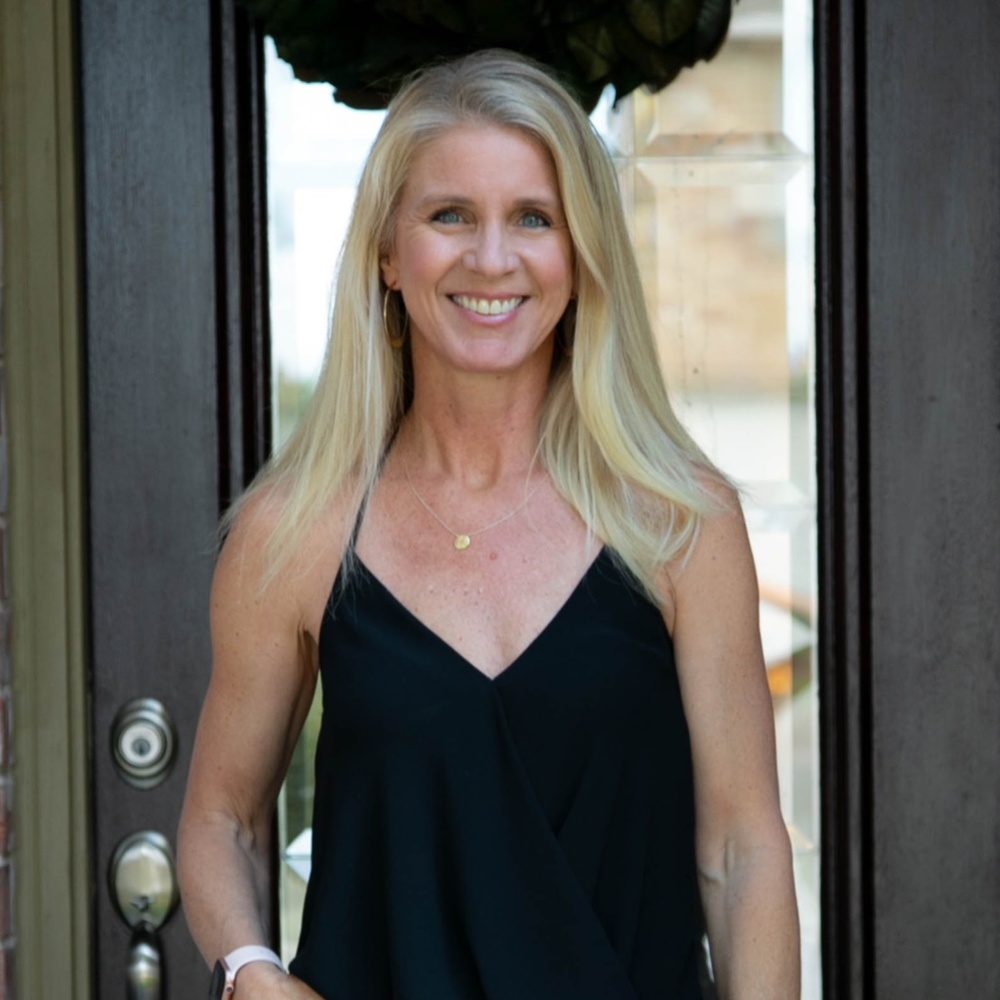 Meet your Posher, Debbie